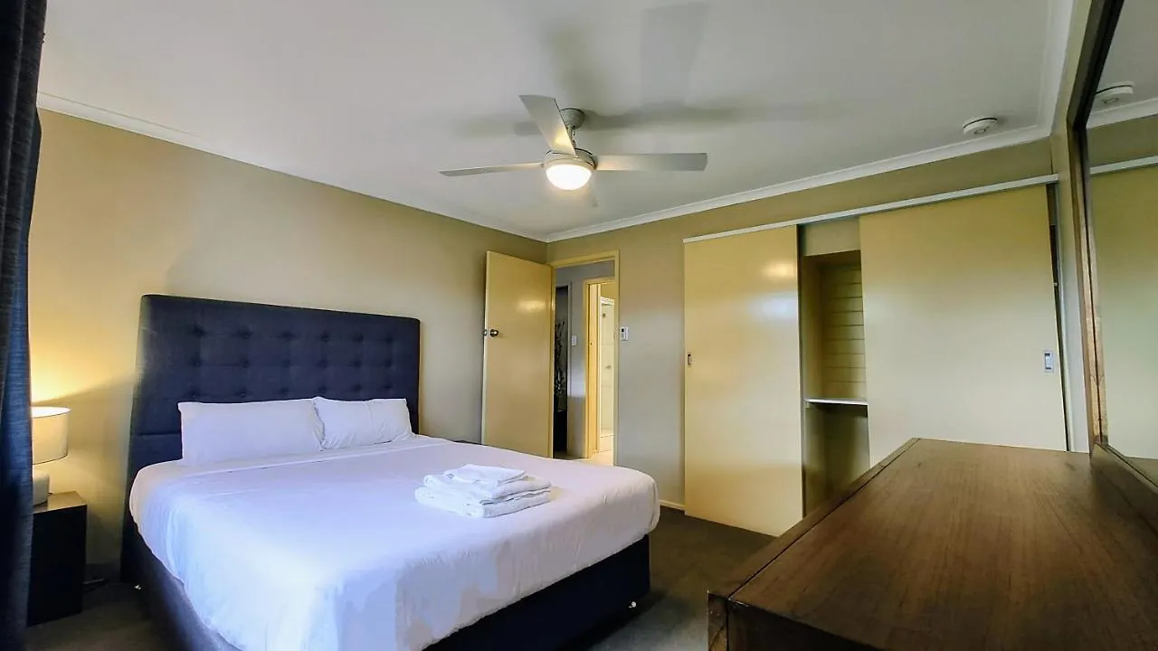 2 Bedroom 3 Bed Villa Inner City Toowoomba 0*,  Australia