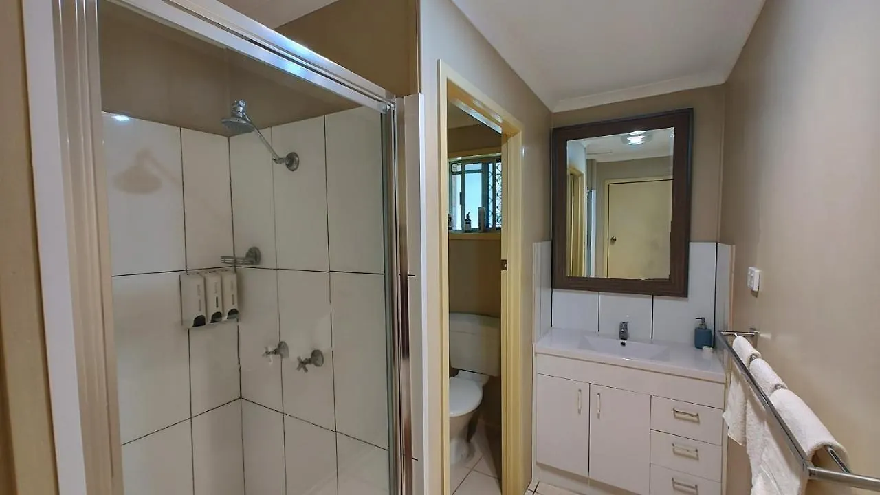 Apartment 2 Bedroom 3 Bed Villa Inner City Toowoomba