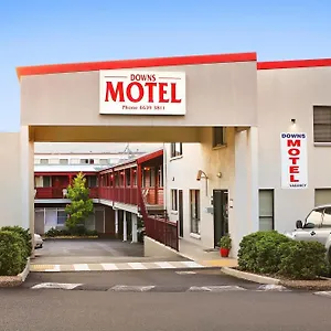 Motel Downs, Toowoomba